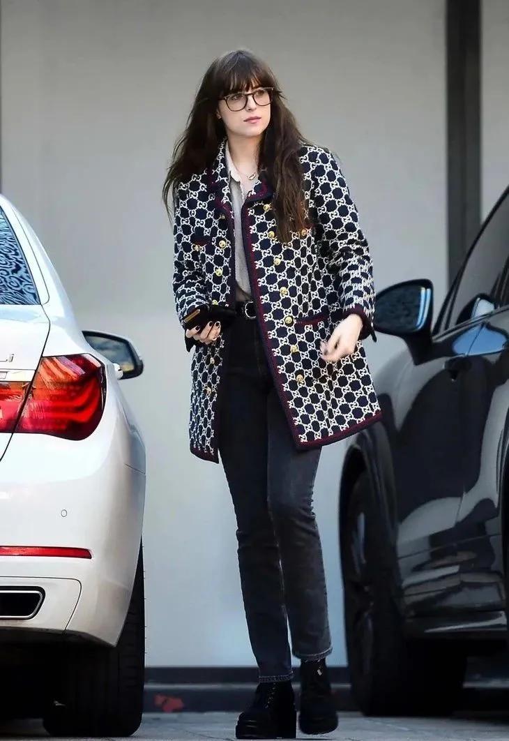 达妹的衣服,达妹节目