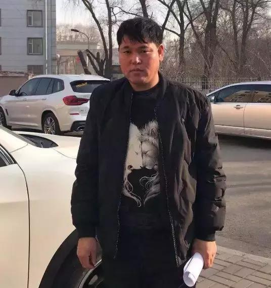 国家赔了460万，半年花掉近一半