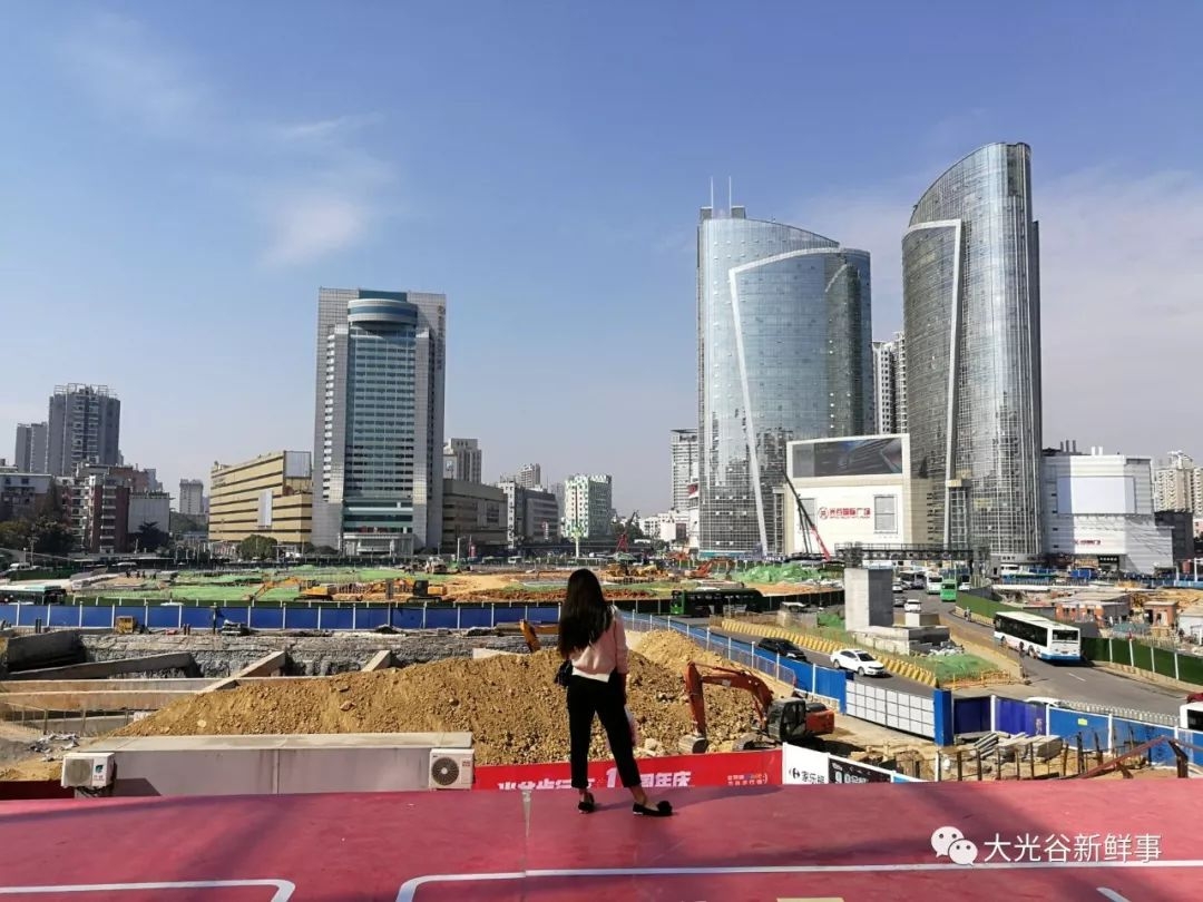 光谷青年城离尖东智能花园多远,尖东智能花园会不会拆迁