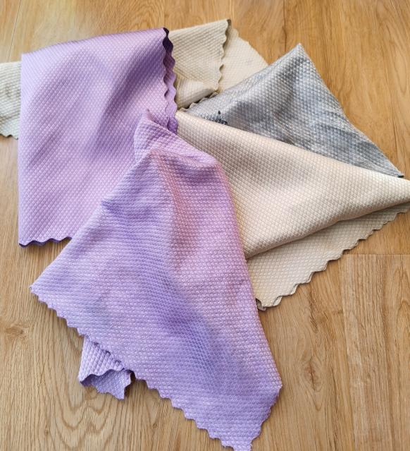 用什么工具擦玻璃最干净又透亮,擦玻璃用什么清洁剂最好用