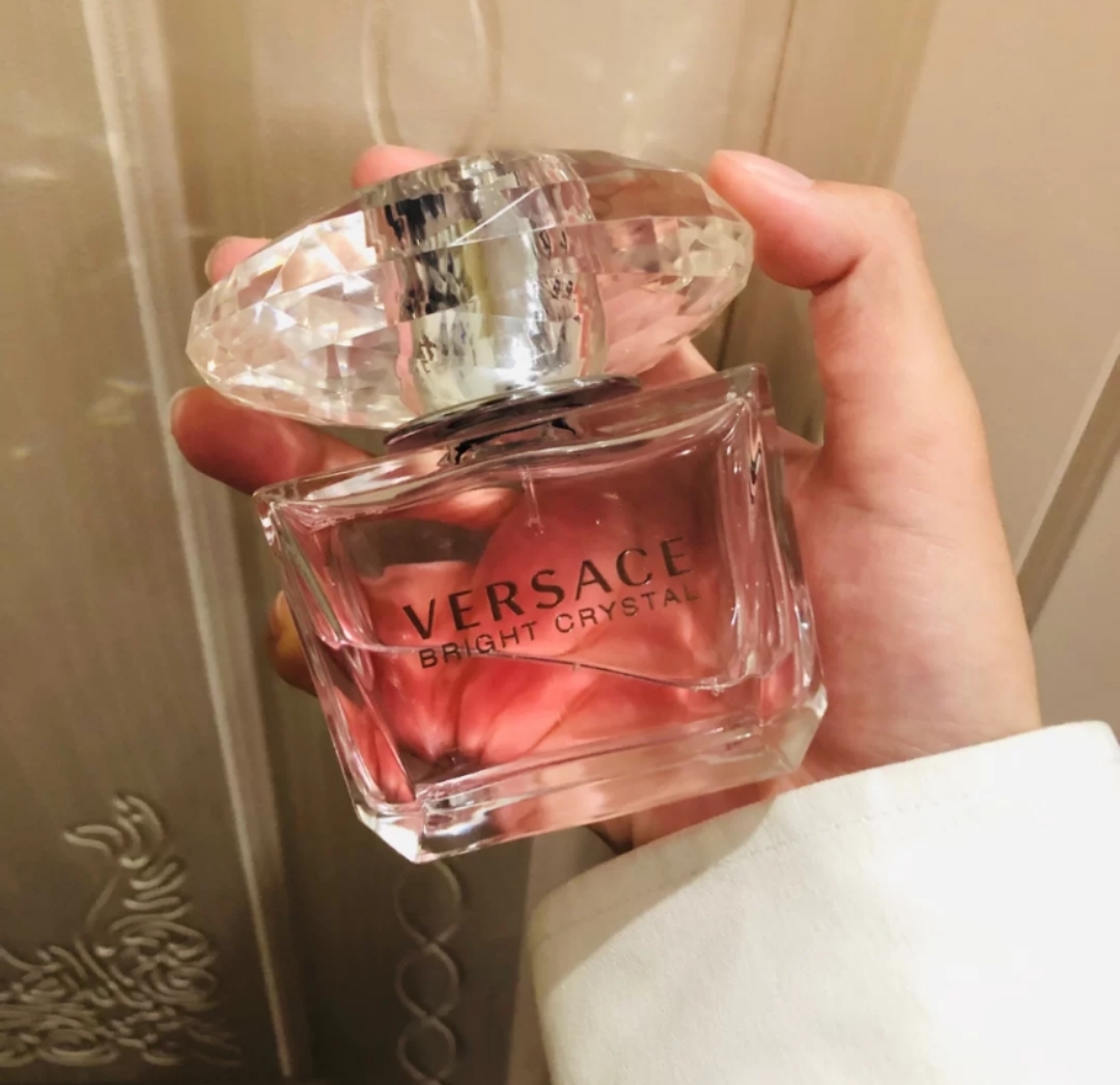 十大公认女士最好闻最持久的香水,女生无法拒绝香味喷雾排行榜