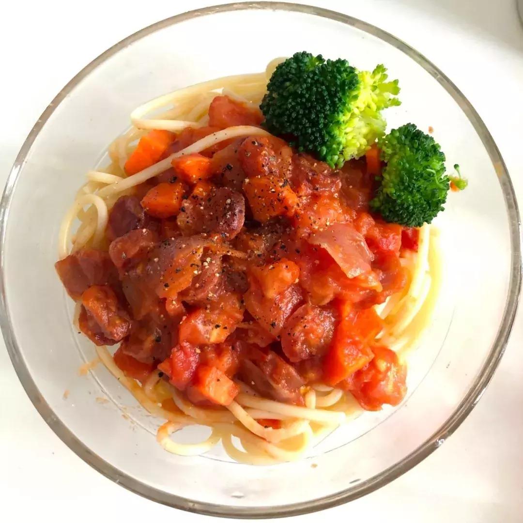 大牌精华哪个好用又便宜,精华好用又价格不贵