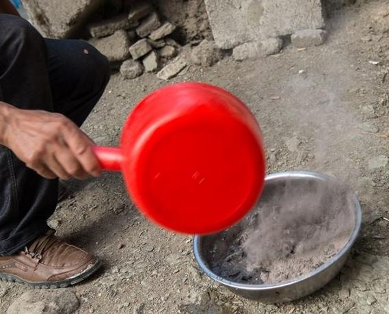 青菜长虫不喷杀虫剂,青菜上长了虫子不打药怎么办