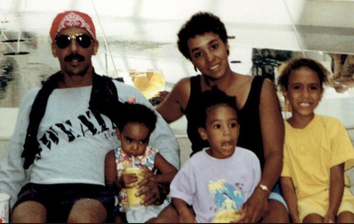 瓦妮莎发文怀念科比,瓦妮莎发文纪念科比生日