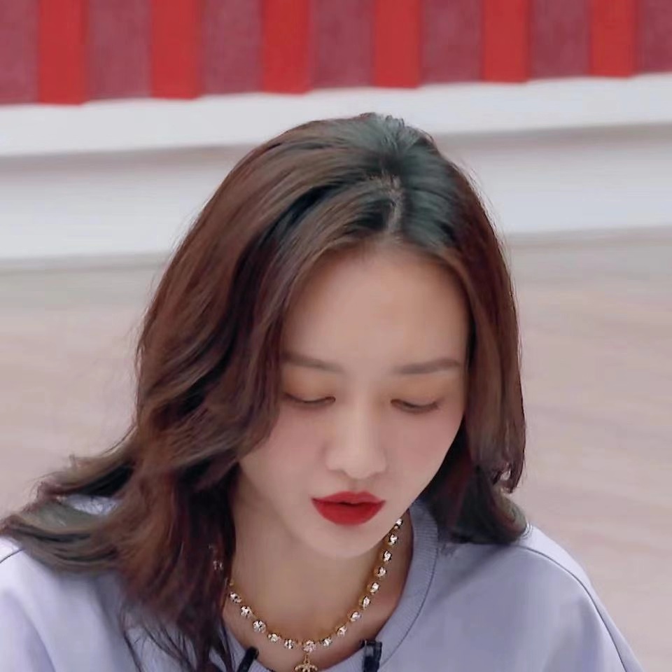 乘风破浪王鸥项链香奈儿,浪姐2王鸥最新一期