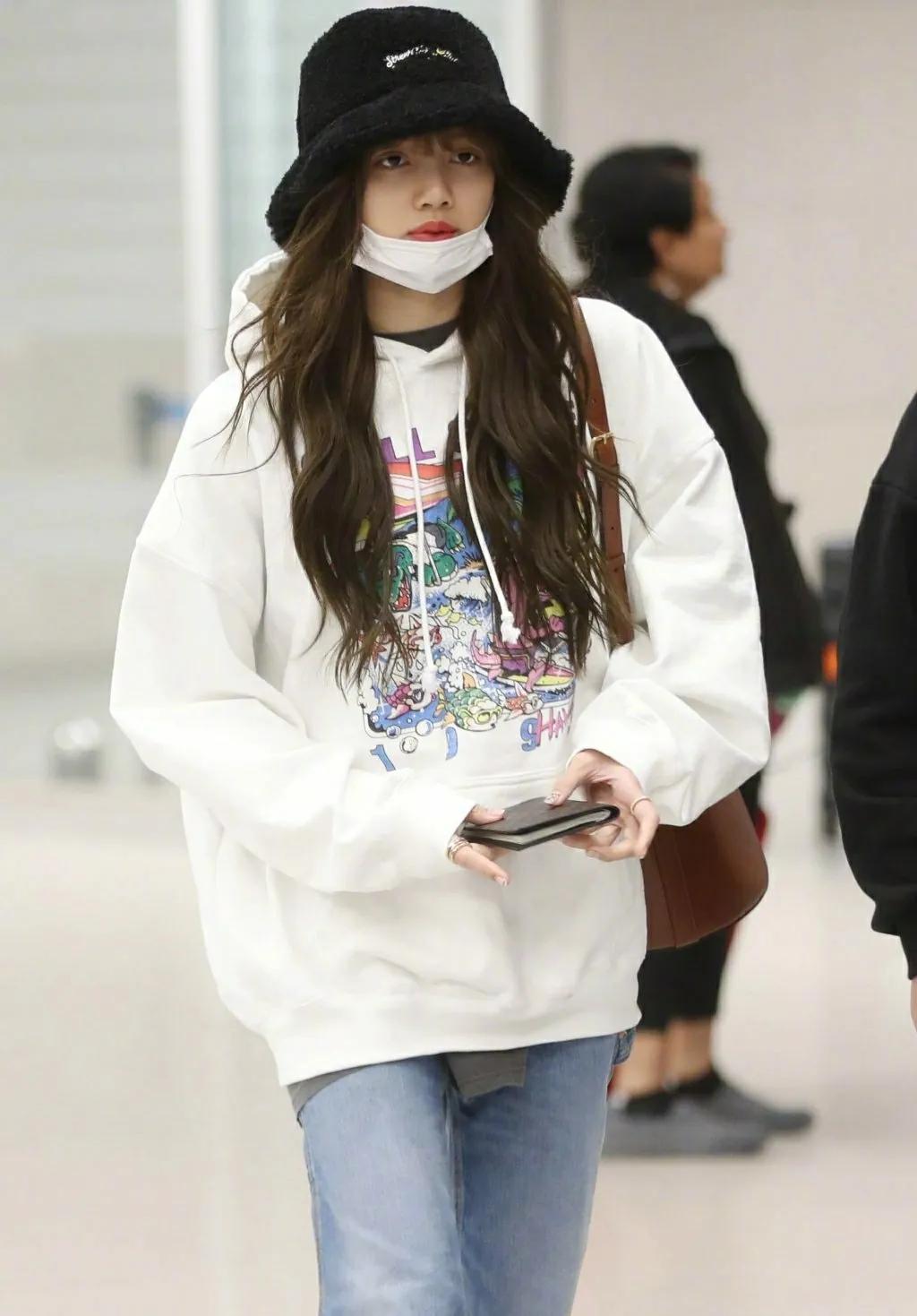 脸大额窄的头适合什么帽子,高额头脸短颧骨高适合什么帽子