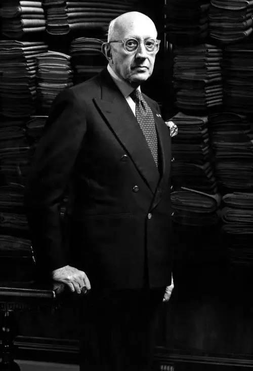 世界十大最贵西装品牌,最贵的西装多少钱一套