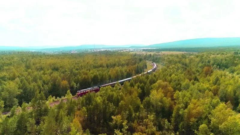 中国最贵火车行程,这趟火车创下四个中国铁路之最