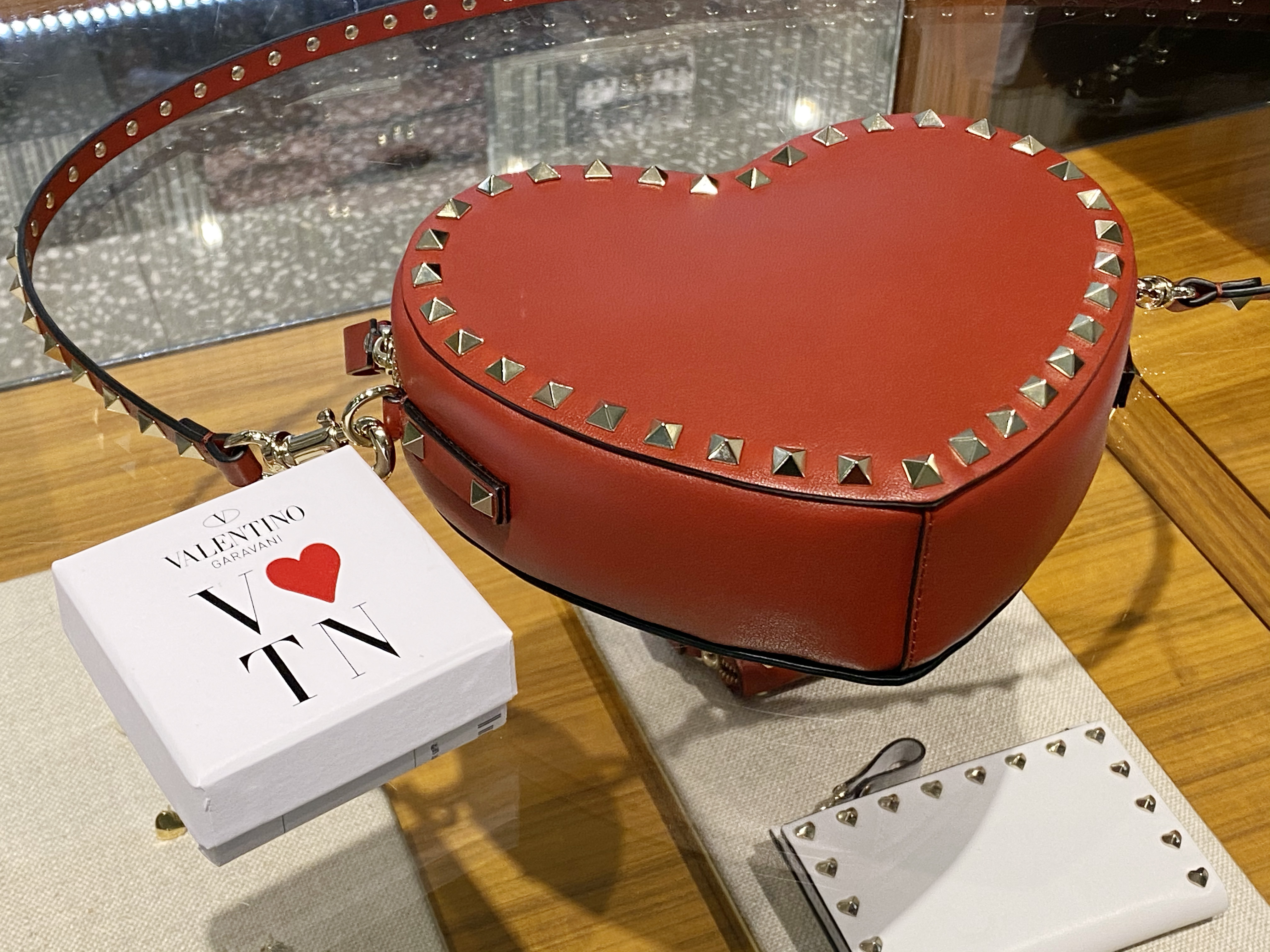 dior上海探店,2018年dioramour七夕限定新品发布