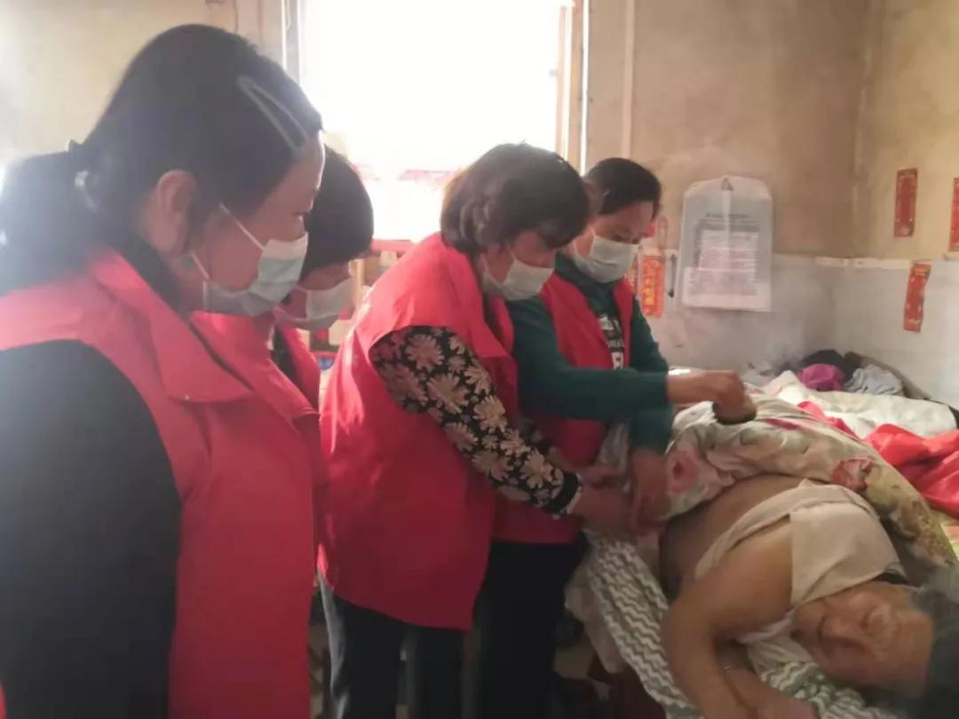 党员志愿服务活动4月,4月份党员开展志愿服务活动内容