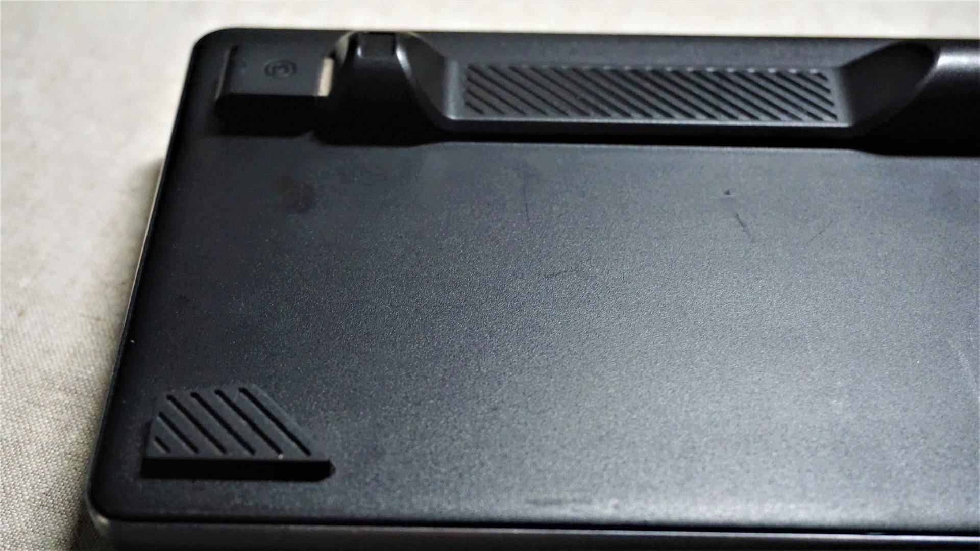 盖世小鸡gk300键盘评测,小鸡gk300双模键盘