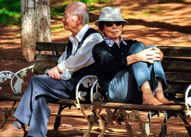 中国首批丁克已步入晚年现状如何,首批丁克已步入60岁