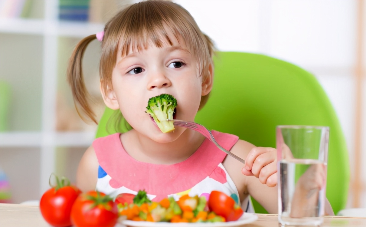宝妈担心补钙铁锌过量怎么办,关于给孩子补钙的一些常见误区