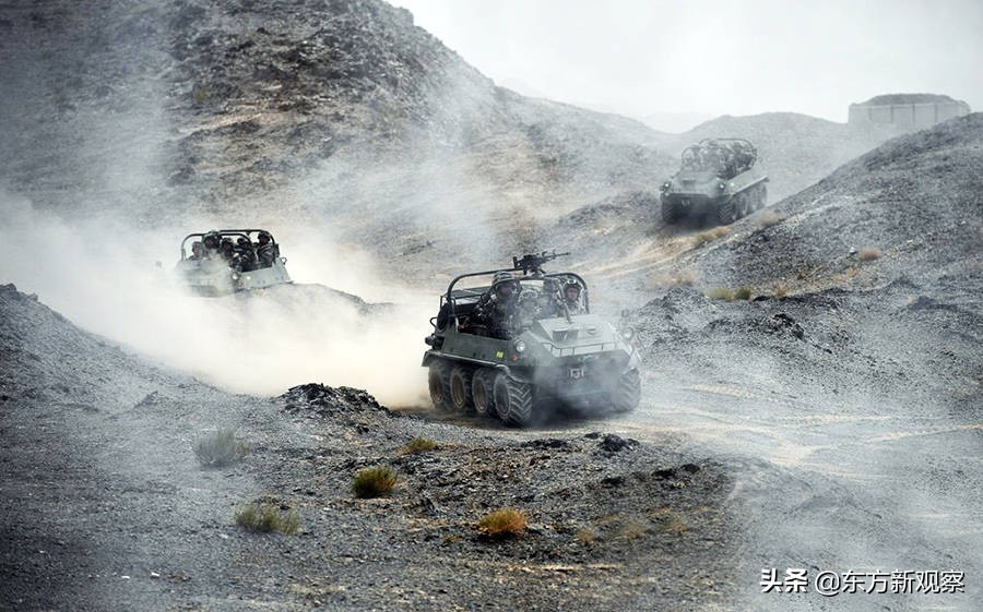 运20一次能空投多少辆山猫,运20空投第一视角