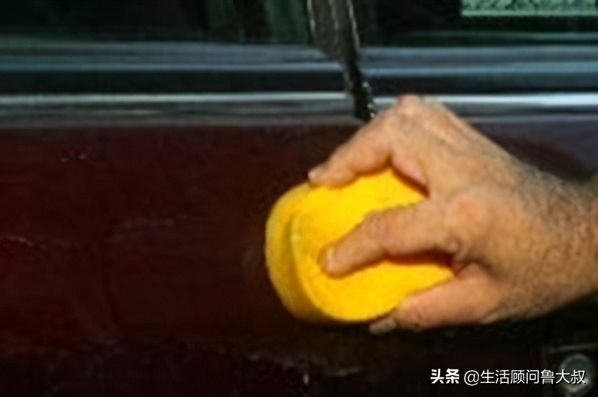 汽车中控台塑料划痕有办法修复吗,汽车前挡风玻璃划痕修复最好办法