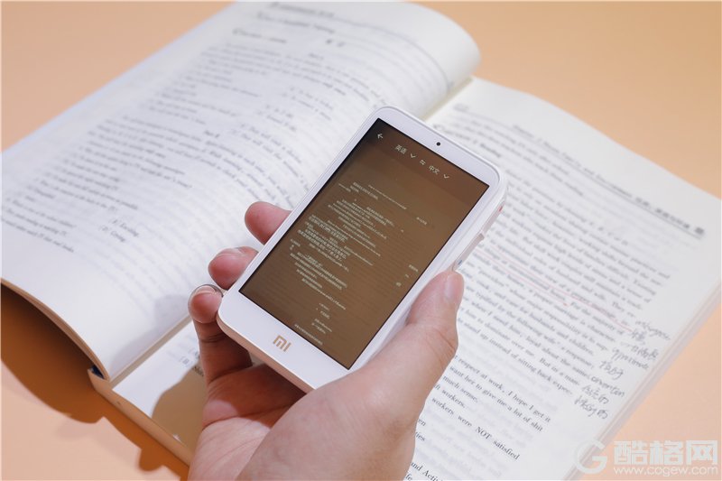 小米小爱老师体验掌中翻译学习机