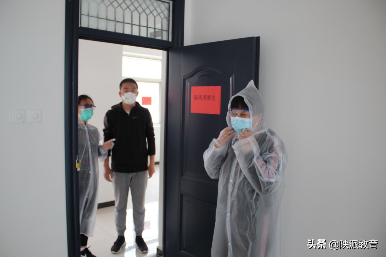 复学防疫演练小学,初三开学复课演练报道