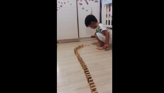 怎样打多米诺骨牌不倒,多米诺骨牌怎么才能不倒