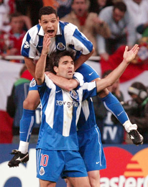 跟梅西c罗做过队友的英超球员,与梅西c罗做过队友的球员