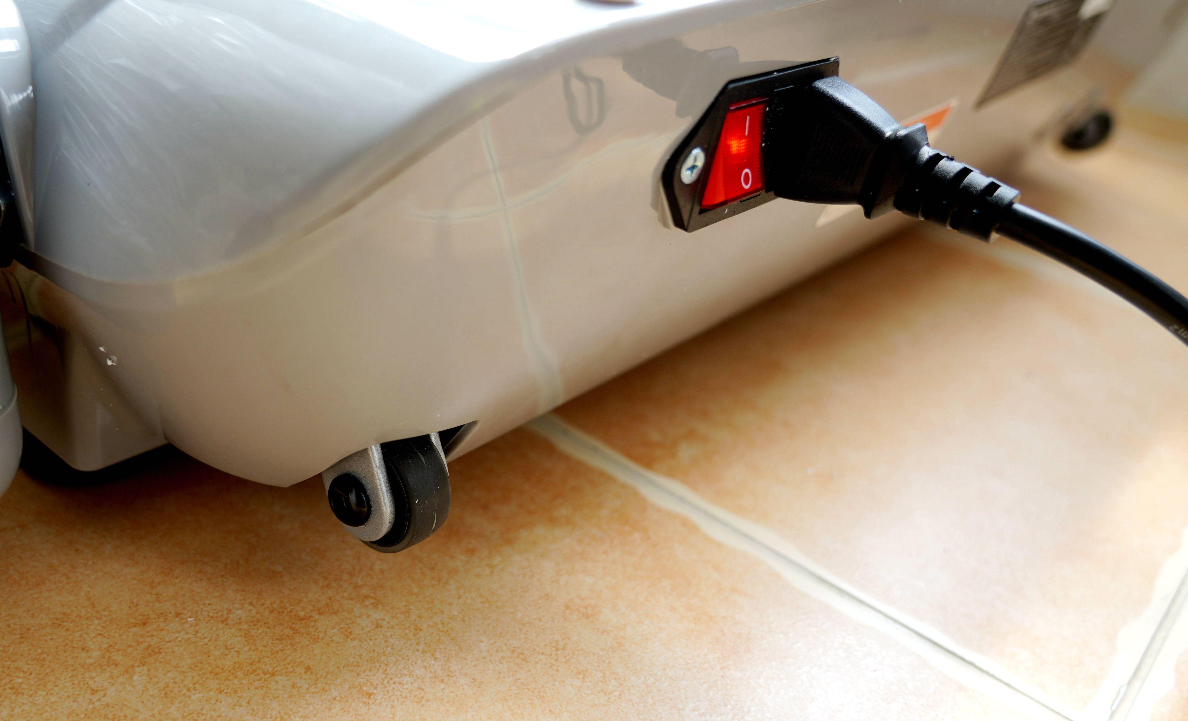 亿健精灵基础版跑步机拆解视频,亿健跑步机x6