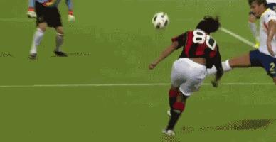 足坛十大大师,足坛上的艺术家