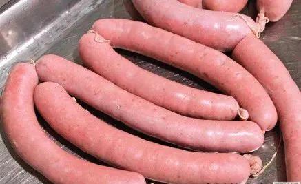 为什么肉肠有一股烟熏味怎么去除,纯肉肠的正确做法