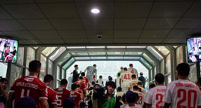 尤文门将c罗,尤文球迷鼓掌c罗