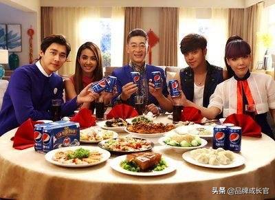 百事可乐为什么跟可口可乐一样,为什么百事可乐会请多位明星代言