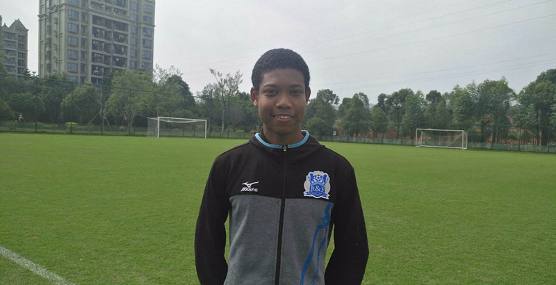 中国又将出一位黑人球员，已经拿下U12最佳射手，母亲是中国人