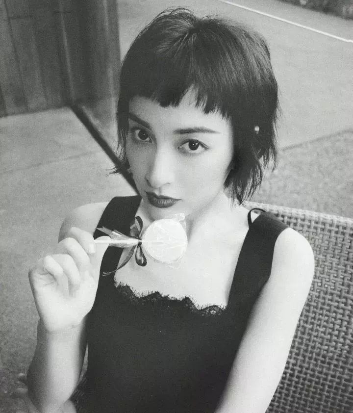 新年发型推荐齐肩发发量多,30-40岁适合发型男士圆脸发质细软