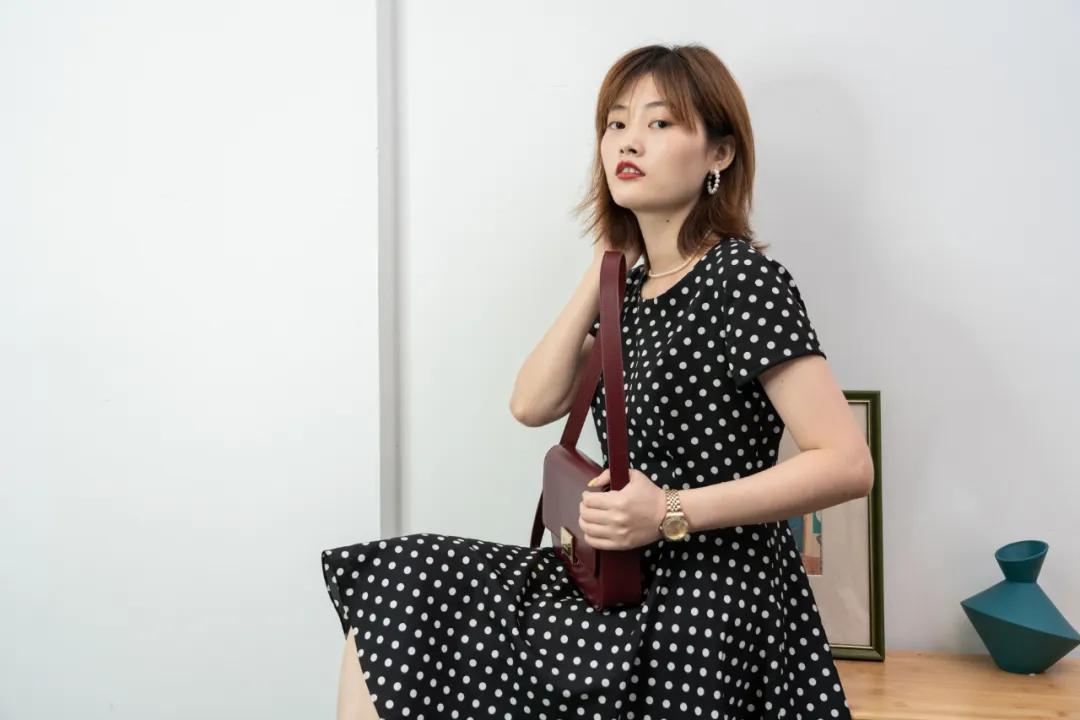 看起来丑穿起来漂亮的衣服,旧衣如何穿搭好看