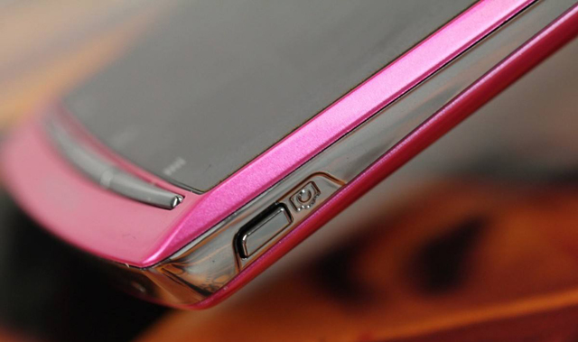 索尼一款背面弧形手机,索尼漂亮的磁带机