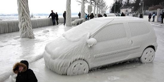 冬天车门锁被冻住了怎么办,车门锁冻了怎么解决