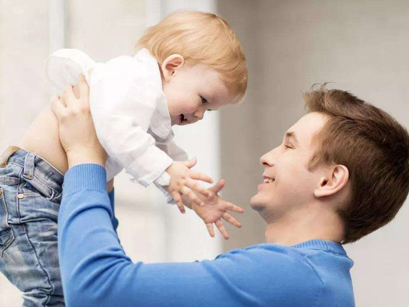 宝宝误食502胶水有危险吗,2岁多宝宝误食502胶水