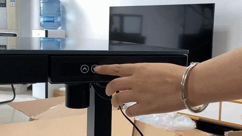 书房布局电脑桌,书房实用打造