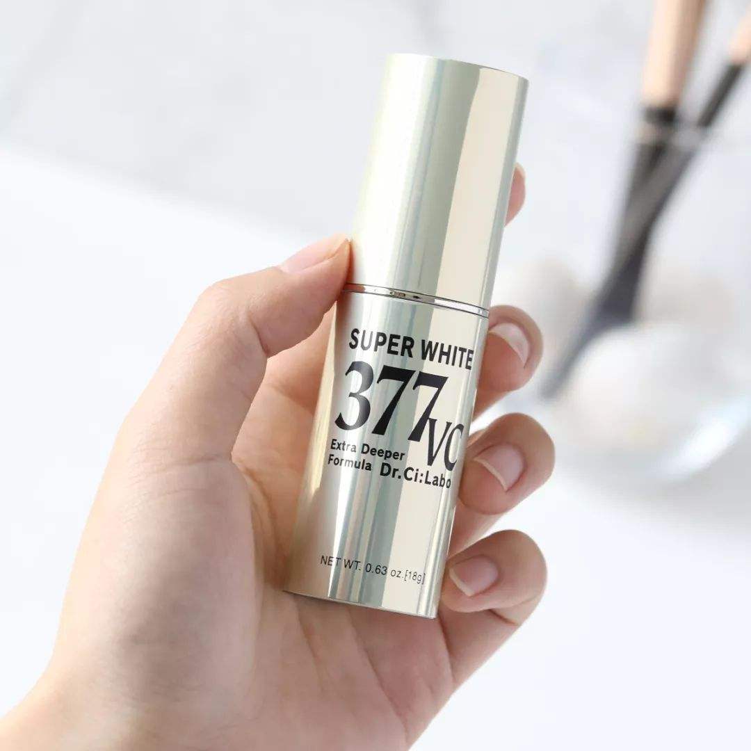 脸闭口痘痘毛孔粗大怎么化底妆,皮肤有痘印粉刺闭口怎么上底妆