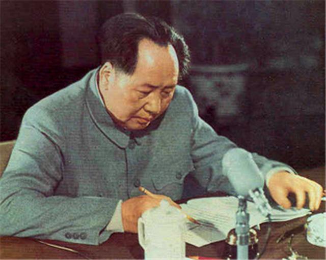 大陆与台湾的三通是谁提出的？毛主席为统一台湾操碎了心