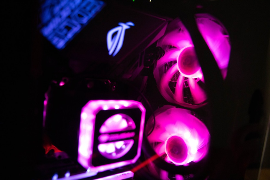 怎么让散热器跟机箱风扇神光同步,cpu散热器风扇替换神光同步