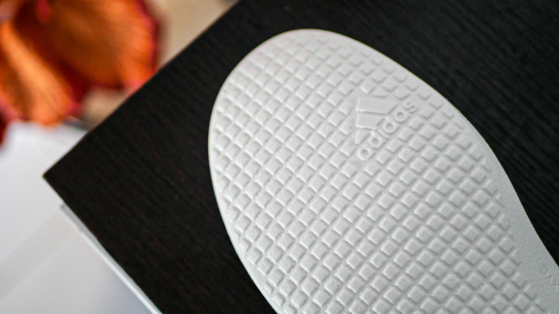 闃胯开杈炬柉璺戦瀷boost2020鍏ㄩ粦,闃胯开杈炬柉ultraboost璺戦瀷