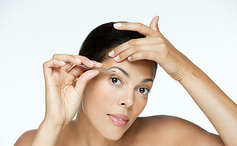 脸型难看怎么化妆,如何通过化妆改善脸型