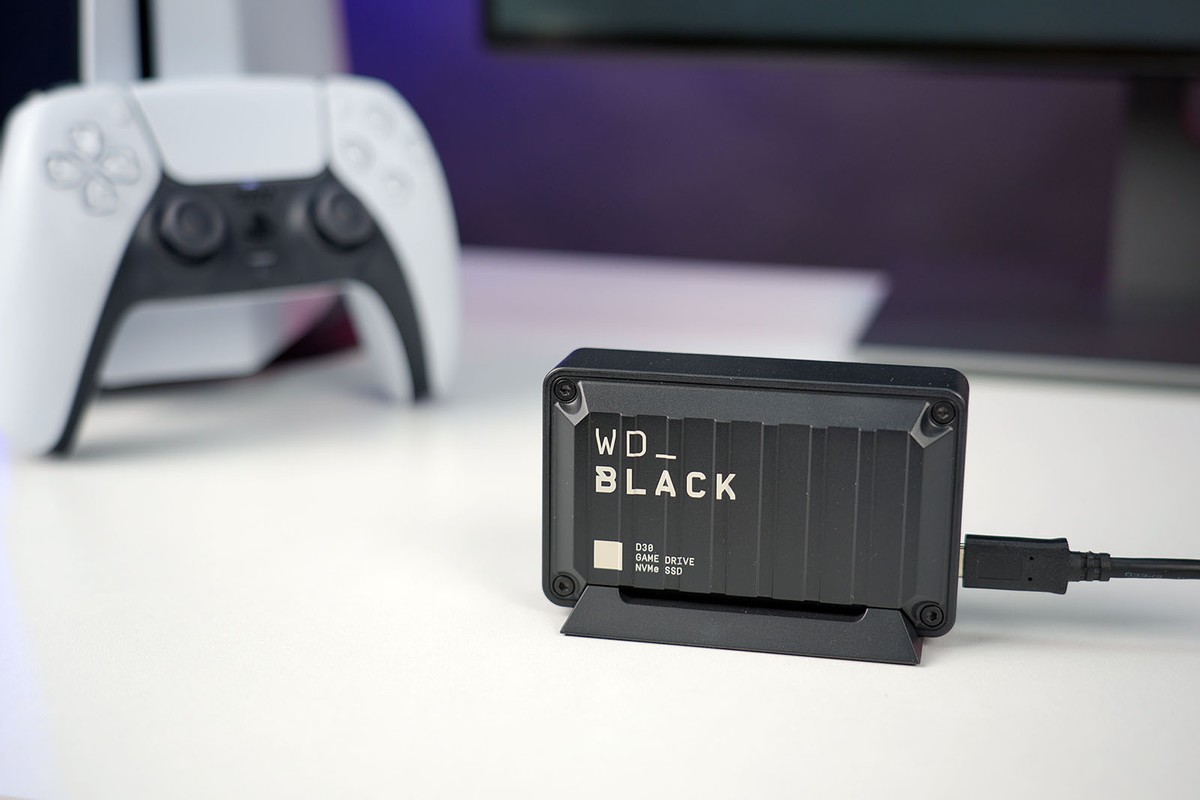 西数游戏移动硬盘d30测评,WDBLACKD30游戏移动固态硬盘