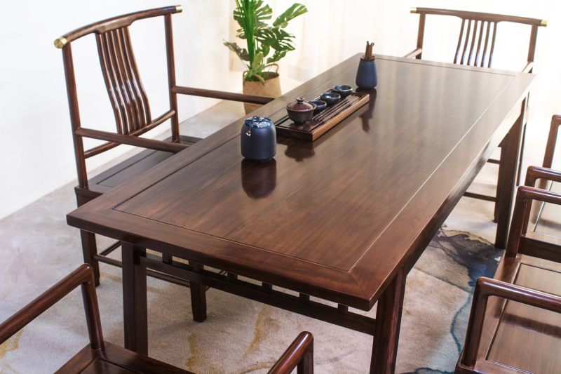 人生的“启程”是什么,在家中实木家具茶桌椅与你一起