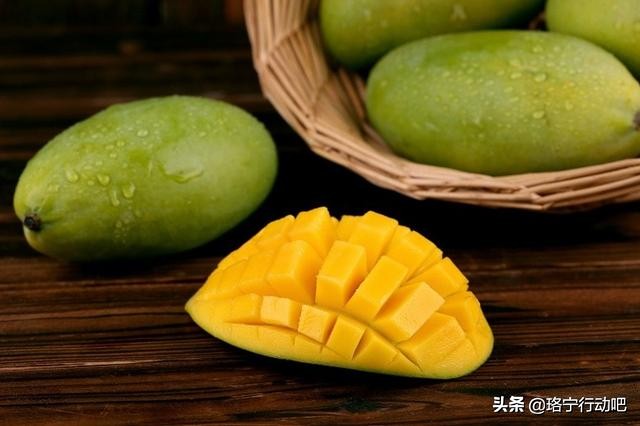 3种当季水果越吃肝越肥,脂肪肝最怕三个水果是哪三种