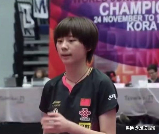 国乒女团3-2击败日本孙颖莎回放,20岁国乒小魔王孙颖莎晋级8强