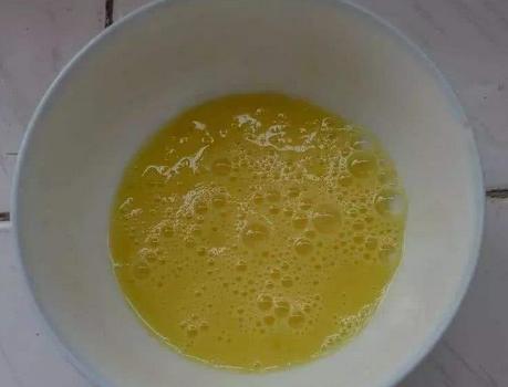 鸡蛋黄花菜汤的功效与作用,黄花菜鸡蛋功效