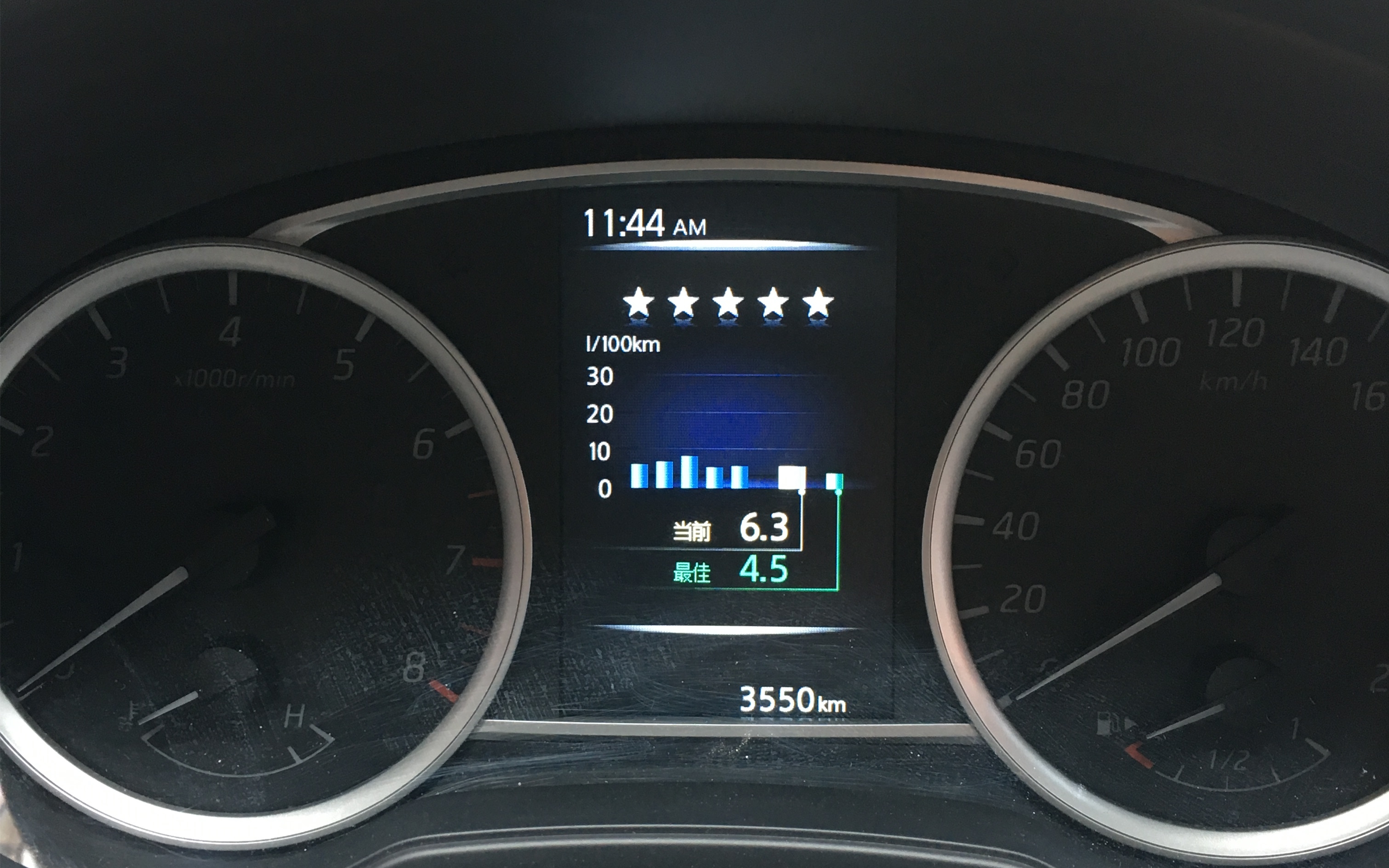 新款骐达的优点和缺点,骐达后排放倒