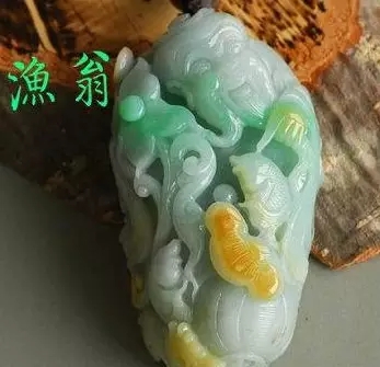 翡翠蝙蝠挂件寓意,翡翠挂件荷花的图案寓意