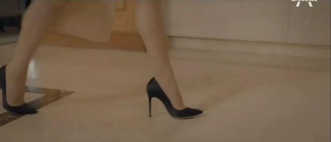 别以为换了副模样就认不出你,你以为改了名就不认识你了吗台词