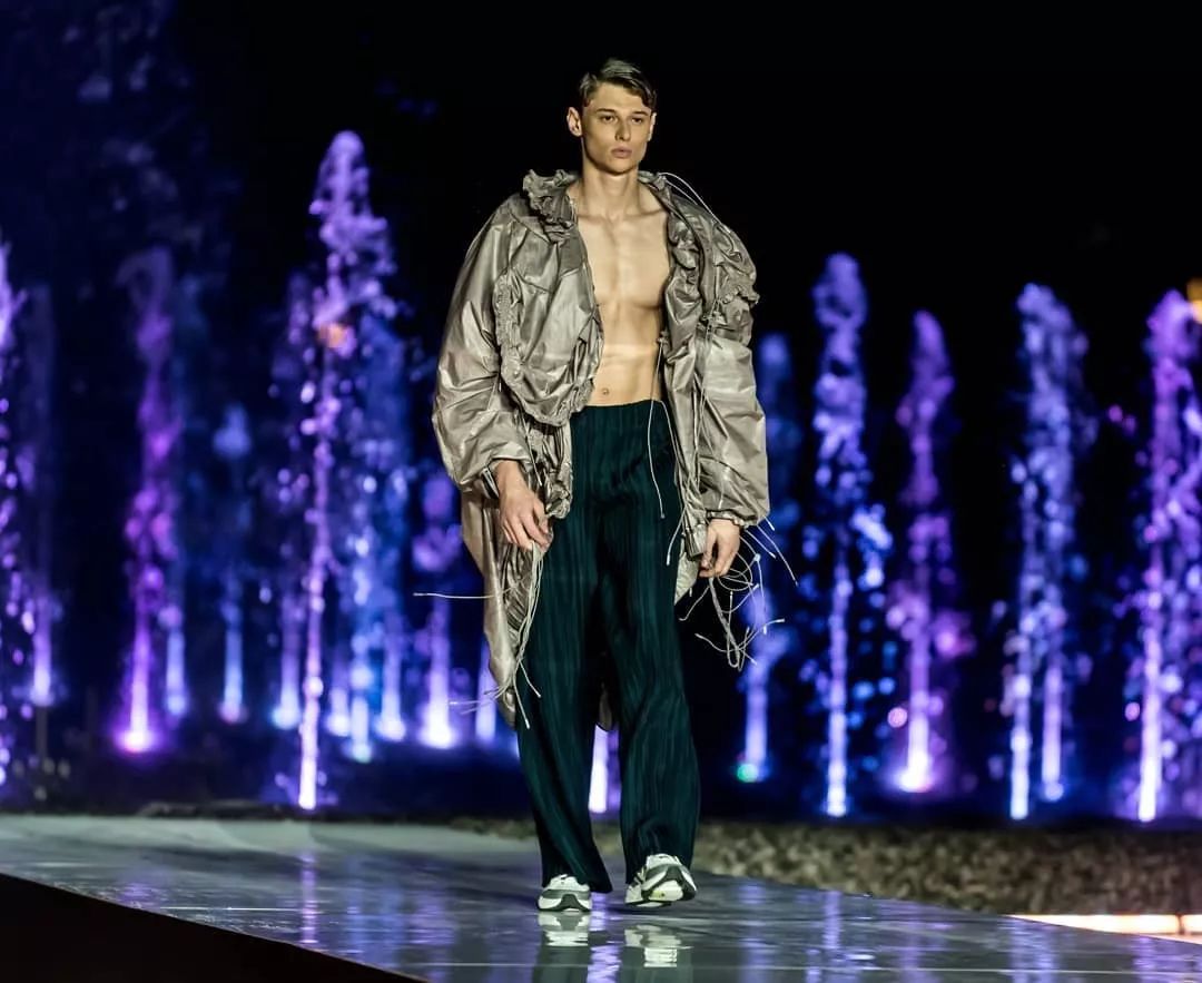 波兰版超模大赛选出最新男模冠军