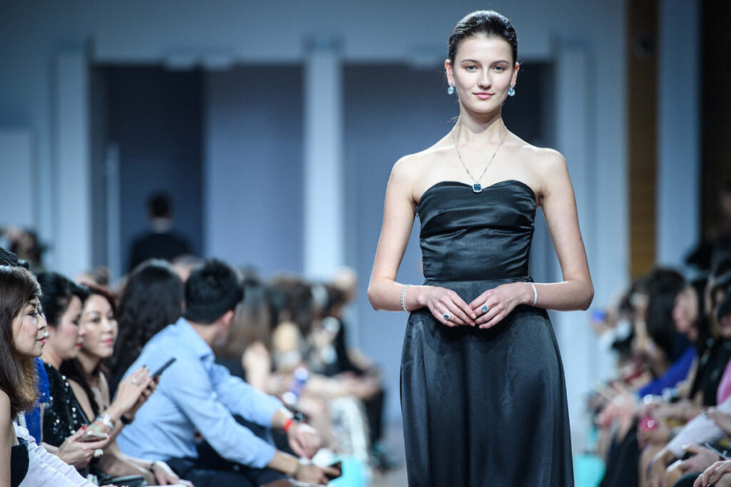 全球运动品牌服装排行榜前十名,意大利服装奢侈品牌有哪些